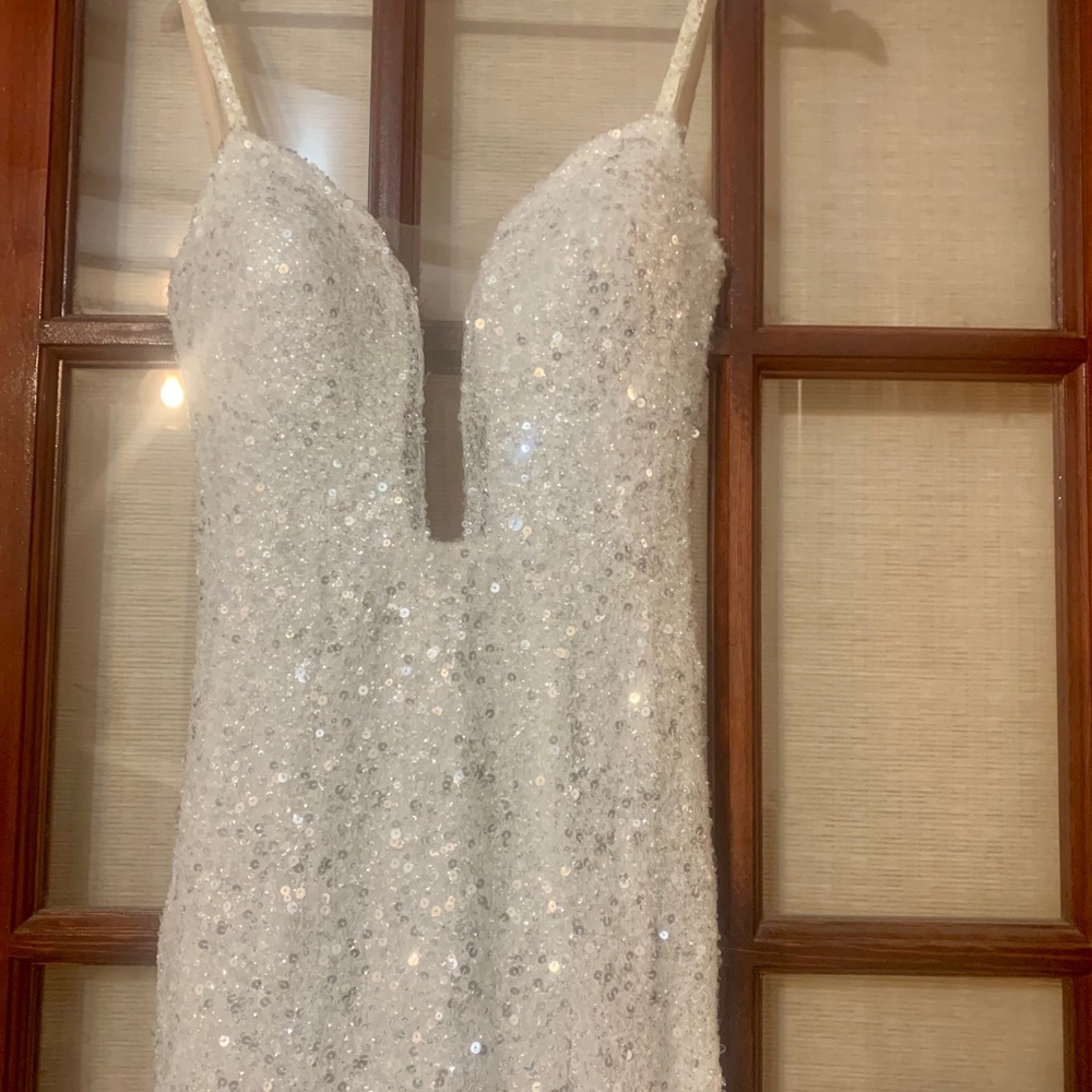 Stunning Berta sequin Runway Sample wedding gown 2 17-205 - Picture 7 of 16